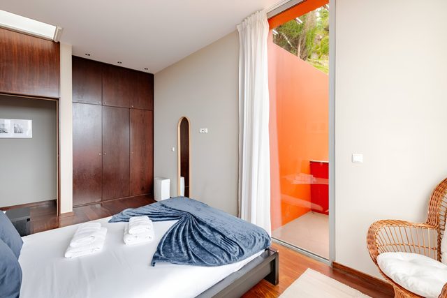Guest room, the terrace door
