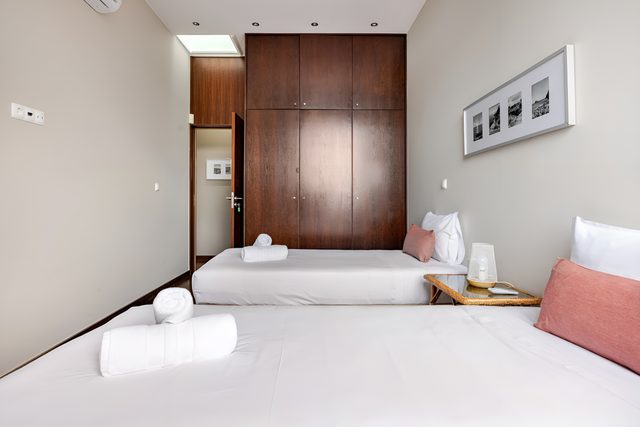 Twin room wardrobes