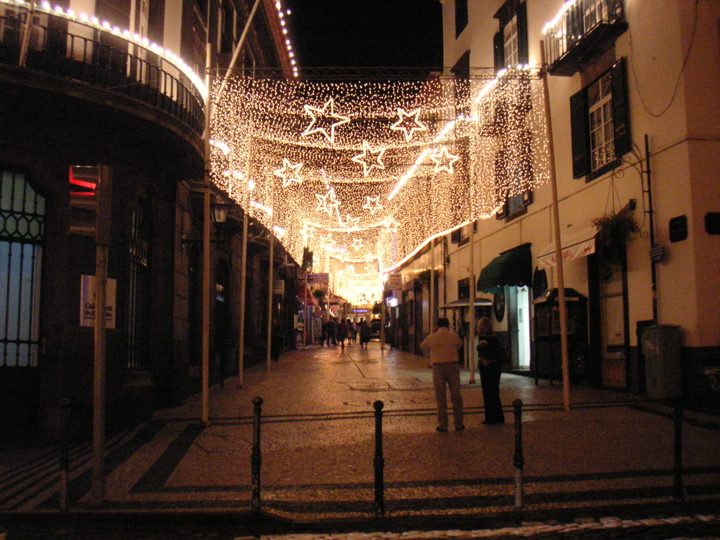 Christmas lights on Rua de João Tavira in Funchal
