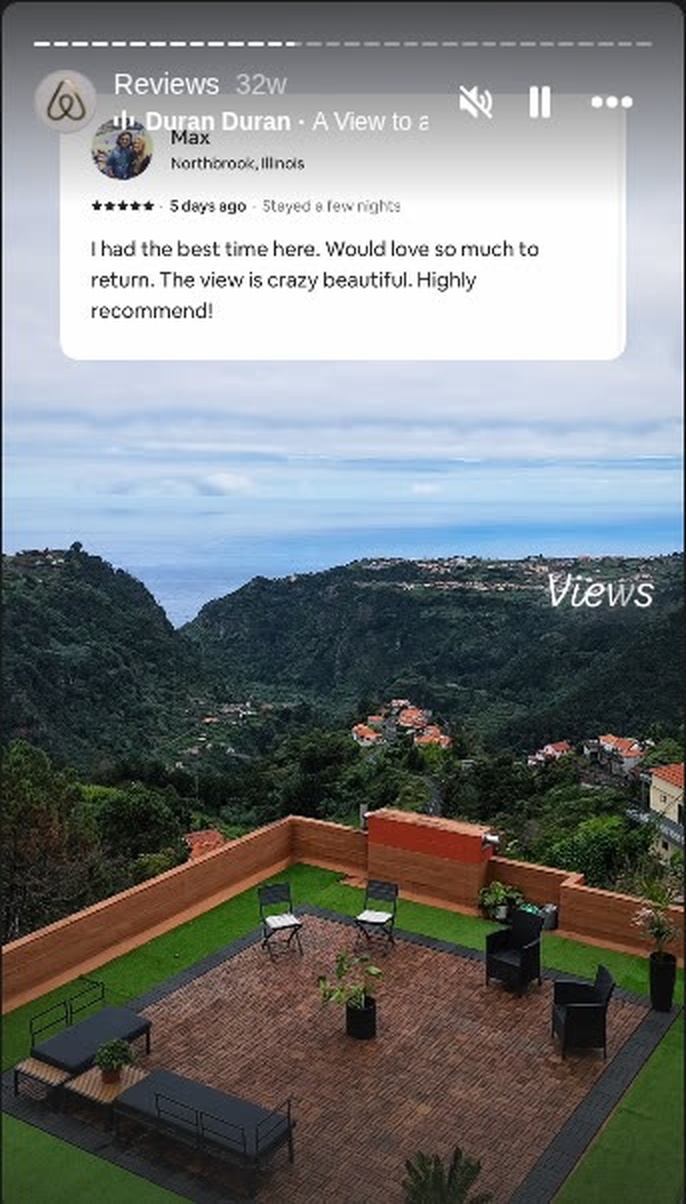Max, Northbrook, Illinois, 5 stars: I had the best time here. The view is crazy beautiful. Highly recommend!